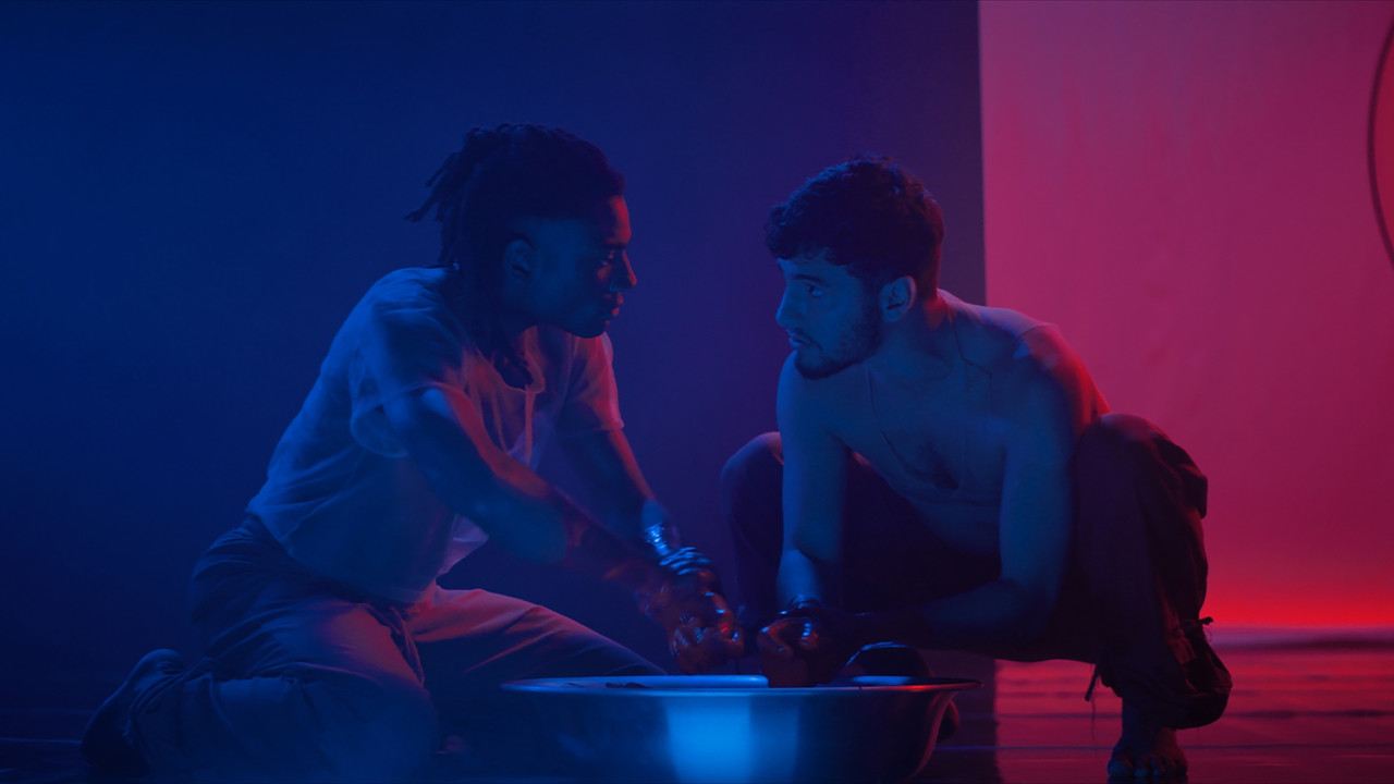 Night Stage Movie Screenshot 1